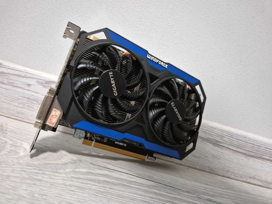 ігрова відеокарта GTX960 4GB Gigabyte (6pin дод. живлення).