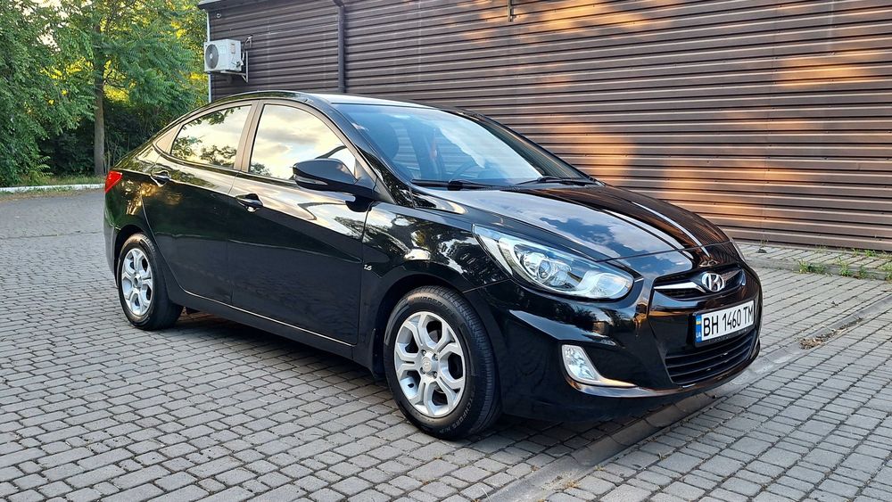 Hyundai Accent 2012г Автомат 1.6