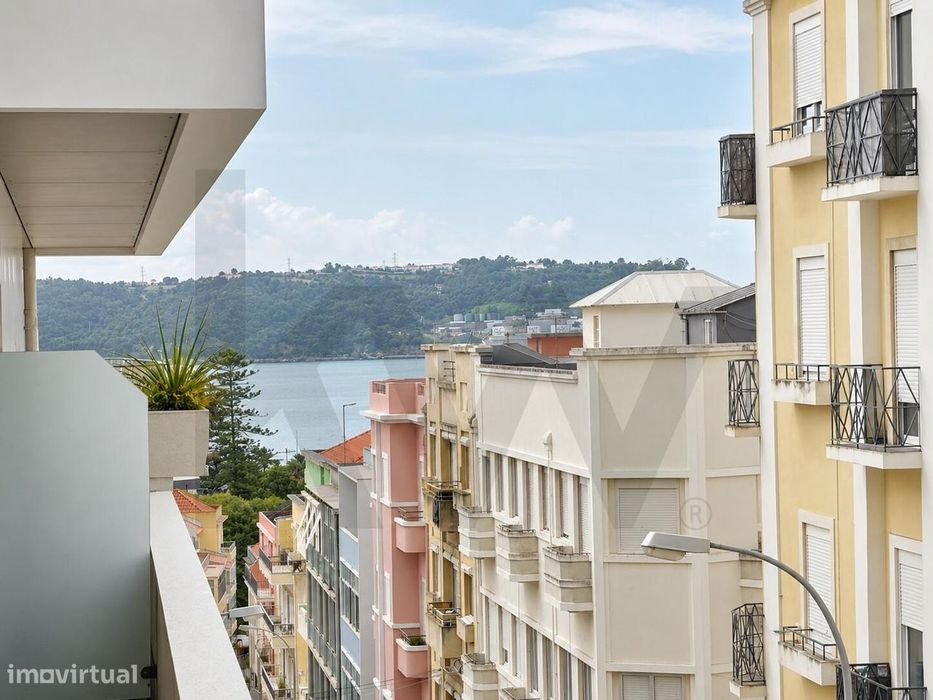 Apartamento T1 em Algés
