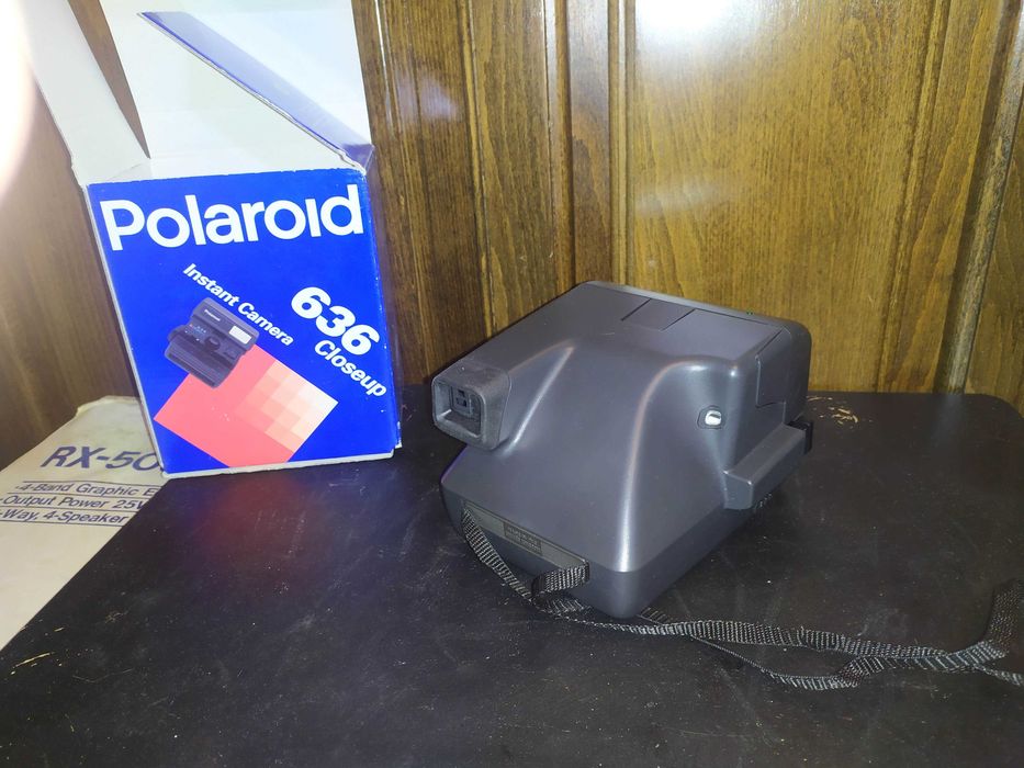Камера мгновенной печати Polaroid Close Up 636