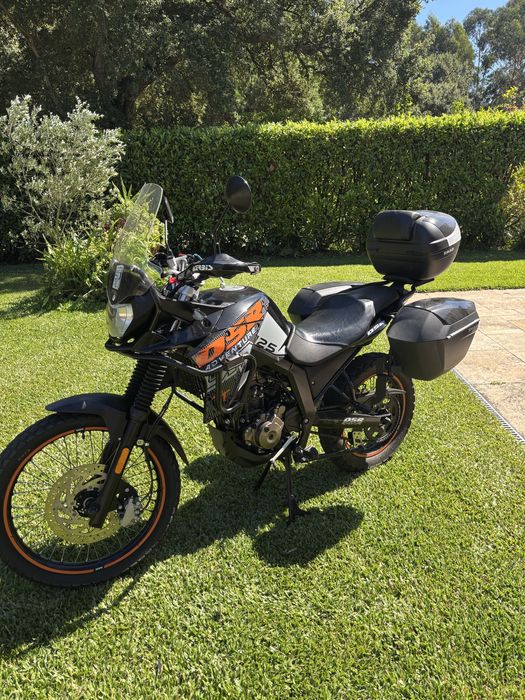 UM DSR Adventure TT 125