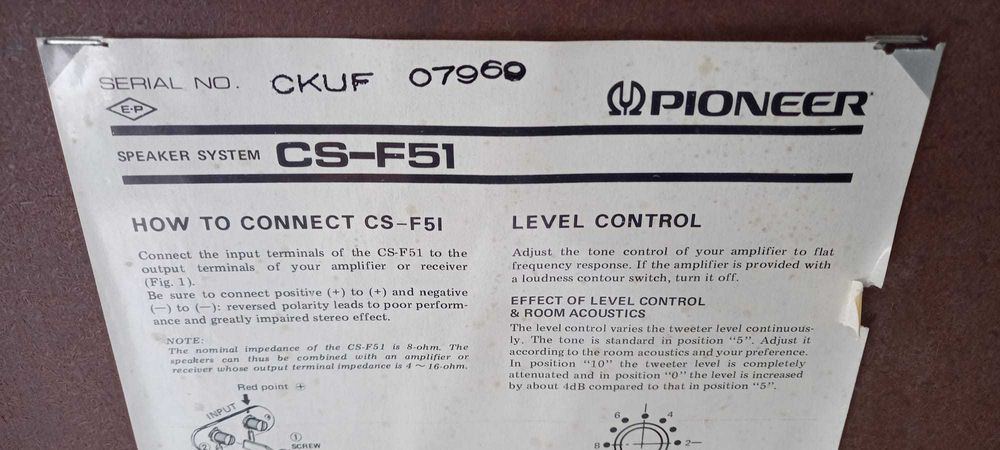 Par de colunas de som Pioneer anos 70 em muito bom estado