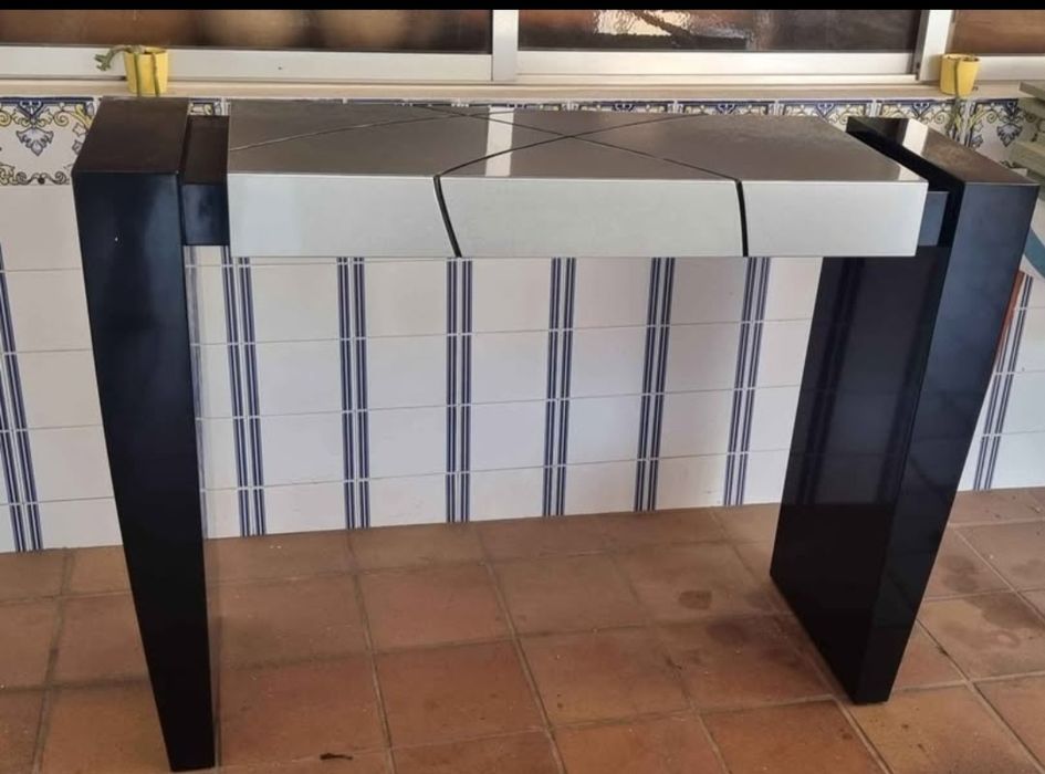 Móvel de entrada , lacado preto com cinza