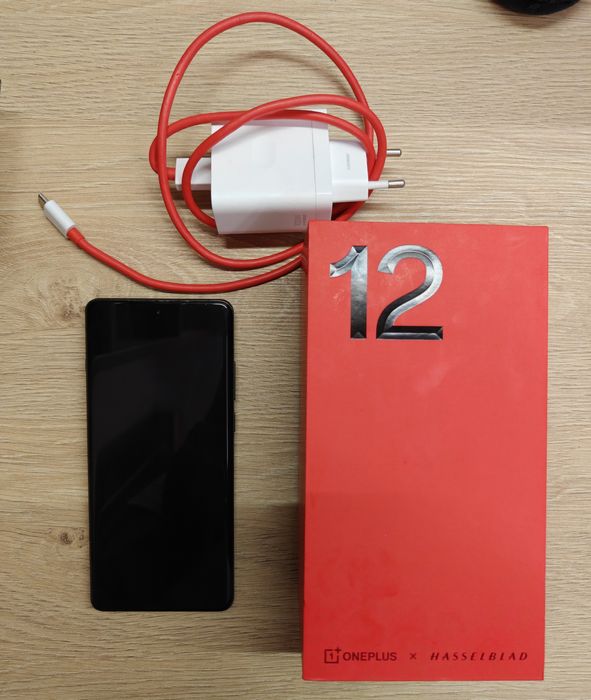 OnePlus 12 czarny 16 GB RAM dysk 512