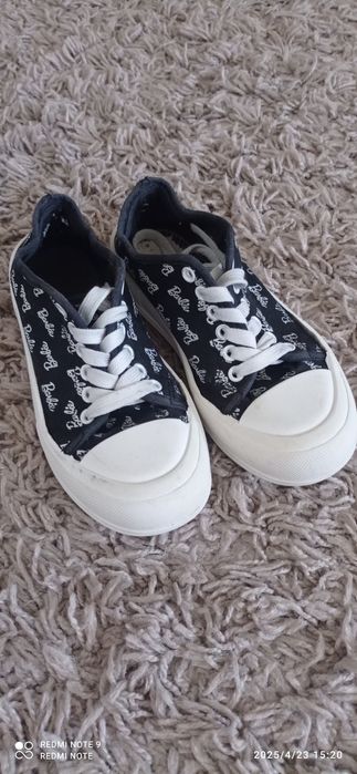 Trampki dla dziewczynki