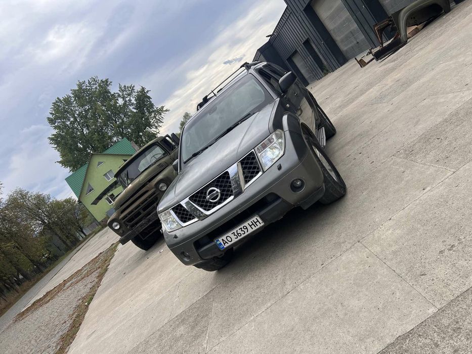 Продам Nissan Pathfinder