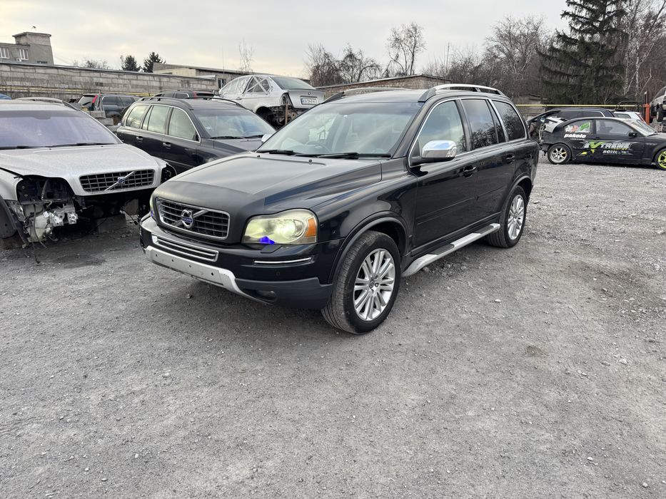 В розборі Вольво хс90 2011 року 2.4 дизель