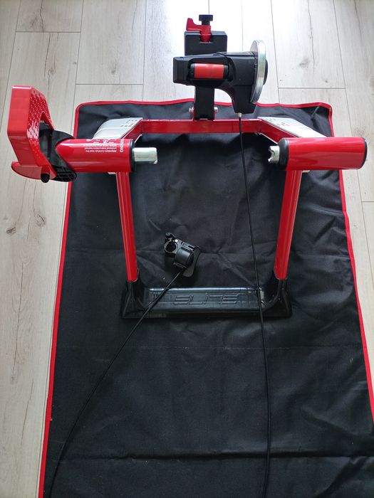Trenażer rowerowy ELITE NOVO FORCE