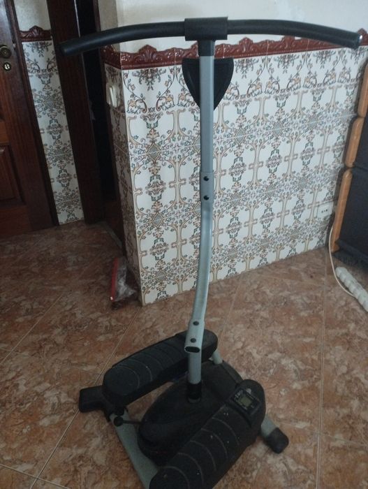 Exercise Machine433171420184596480