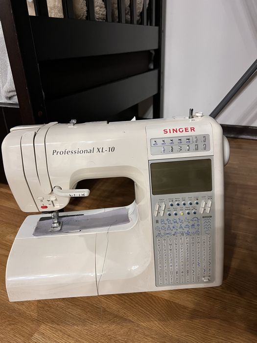 Швейна машина Singer Professional XL-10