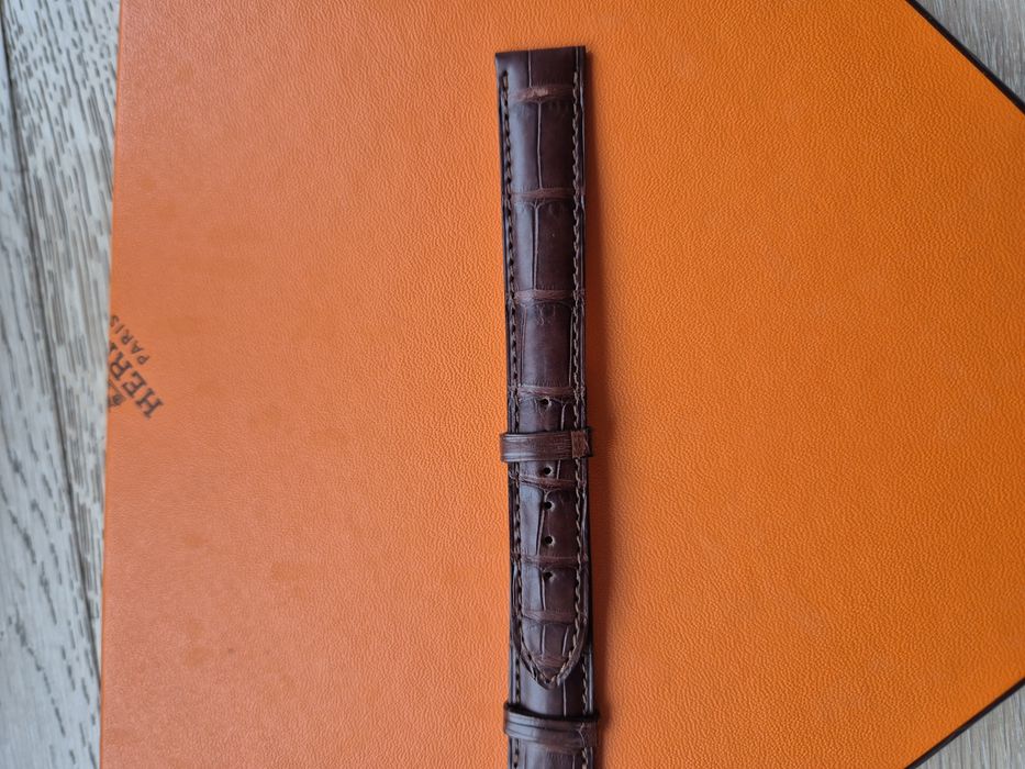 Luksusowy pasek z krokodyla marki Dunhill,brązowy