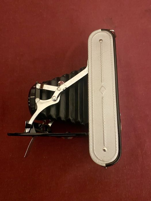 Camera Coronet Clipper