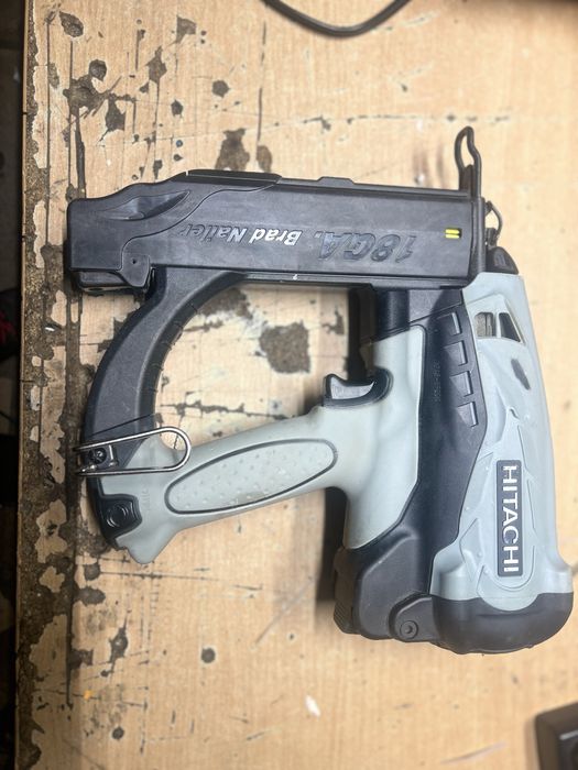 Hitachi NT 50 GS gwoździarka akumulatorowa