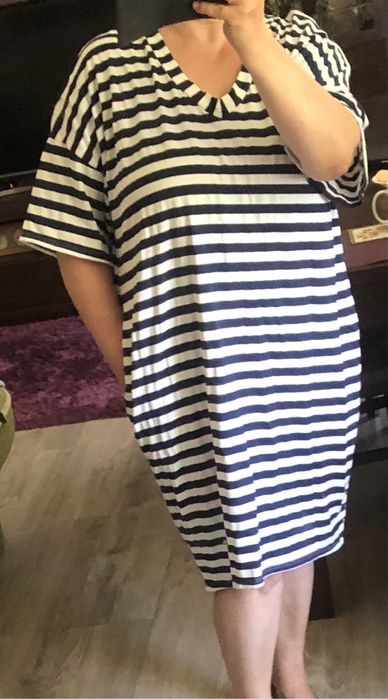 Sukienka letnia z kieszeniami oversize