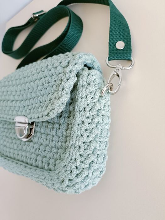 Torebka ze sznurka z paskiem regulowanym handmade