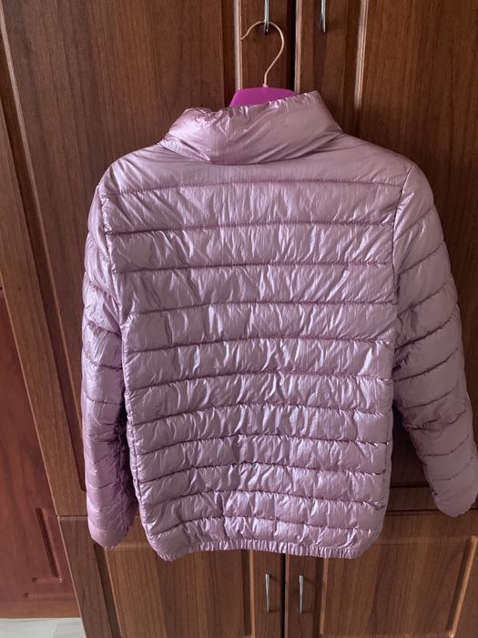 Курточка демисезонна