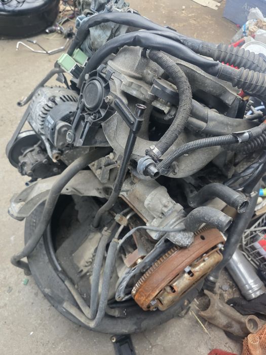 Silnik m43 b18 cały