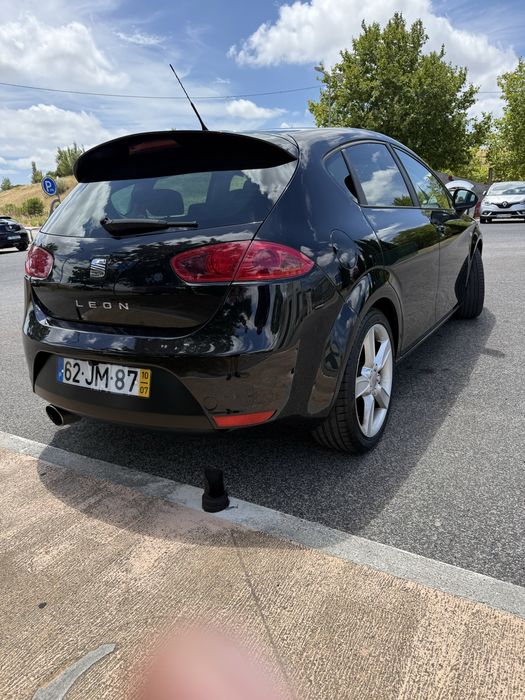 SEAT Leon — fotografia 3