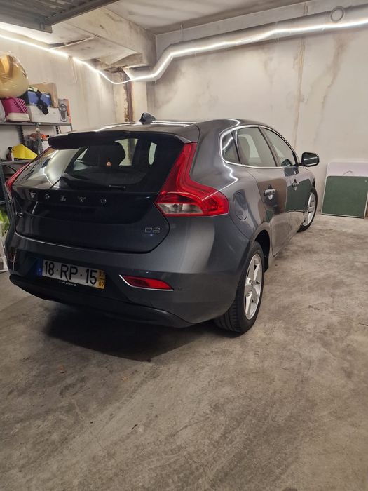 Volvo V40 Momentum 2013