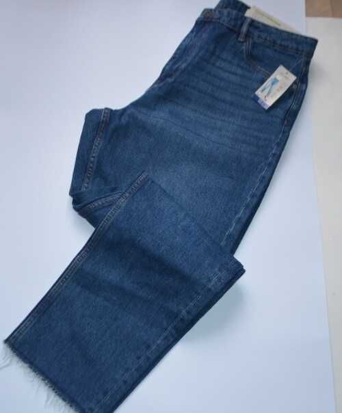 Джинси mom fit esmara  44eur