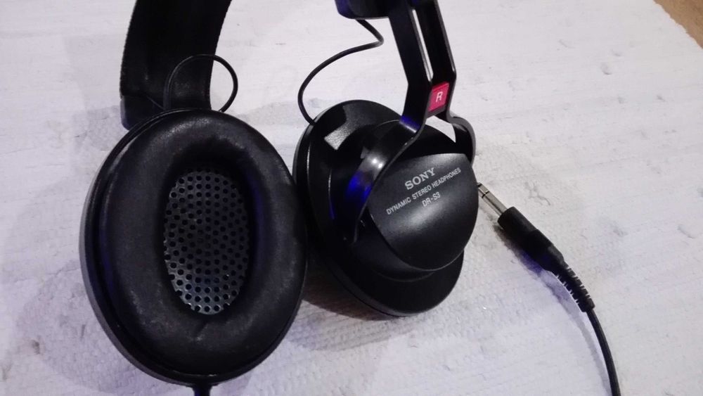 Auscultadores Vintage Sony DR-S3