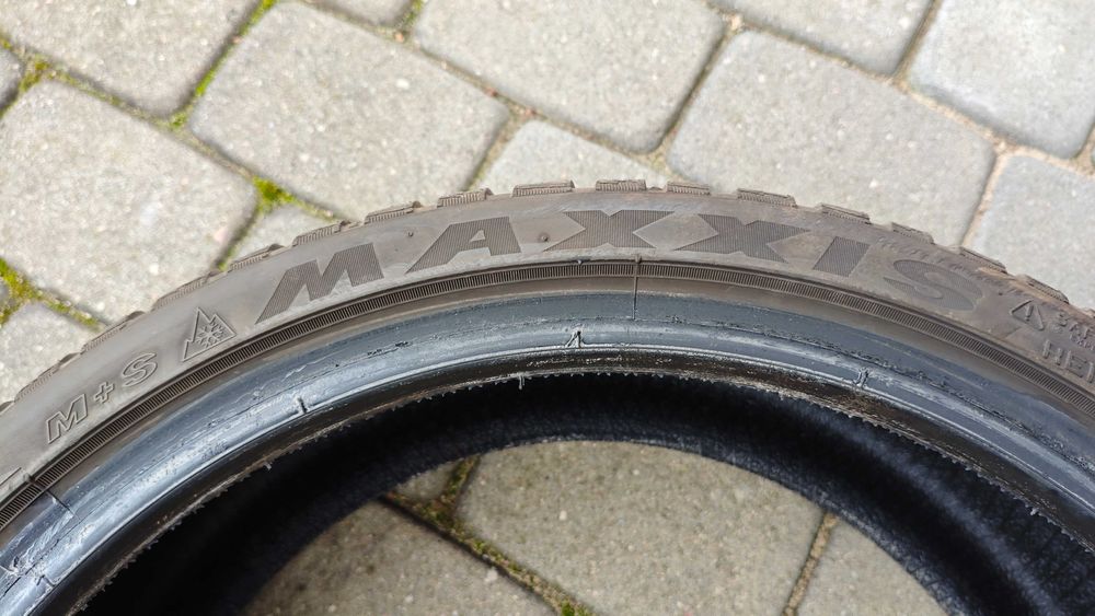 Opony wielosezonowe maxxis 195/40r17