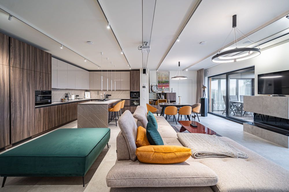 Продаж сучасної садиби у с.Велика Солтанівка - 1,1841 Га.