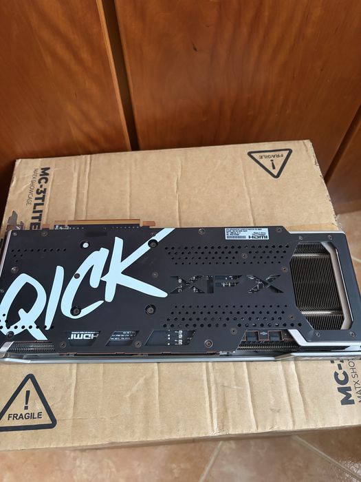 XFX RX 6800 16GB Speedster