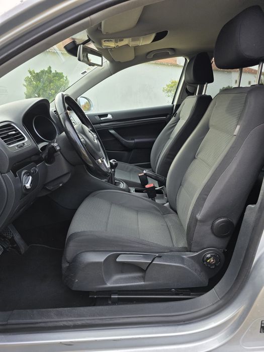 Vw golf 1.6 tdi viatura com apenas 202 mil kms irrepreensível  nada a fazer