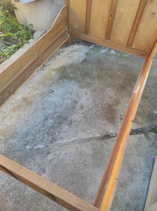 Cama antiga artesenal