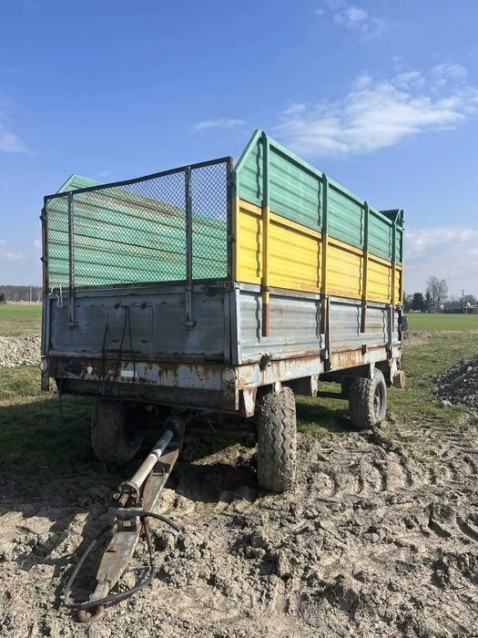 Rozrzutnik/przyczepa objętościowa