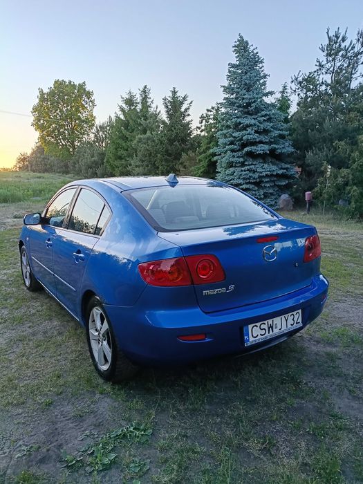 Mazda 3 uszkodzona