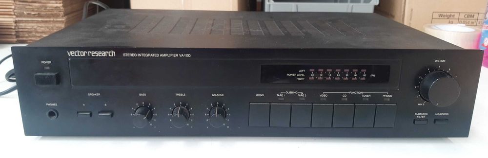 Vector Research VA-1100 Amplificador
