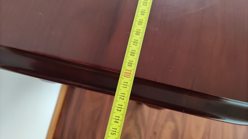 Consola clássica elegante 100% madeira cerejeira