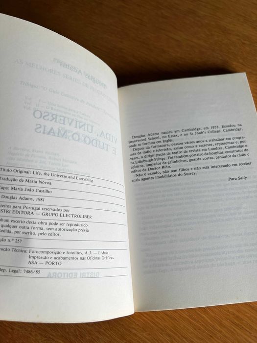Vida, Universo e Tudo o Mais   DOUGLAS ADAMS