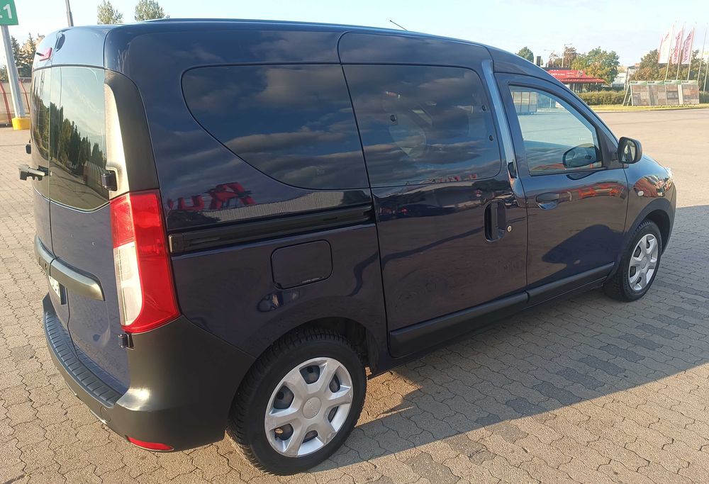Dacia Dokker 1,6 LPG, 5 osób, Klima, Nawigacja, Skurzana kierownica.