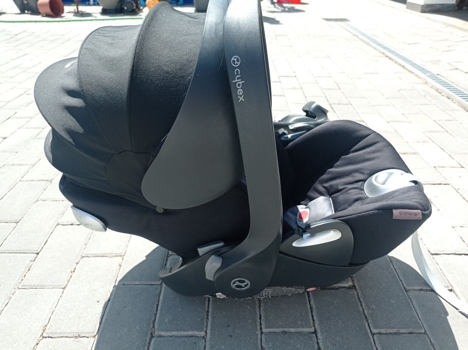 Cadeira auto Cybex Cloud Q + base isofix