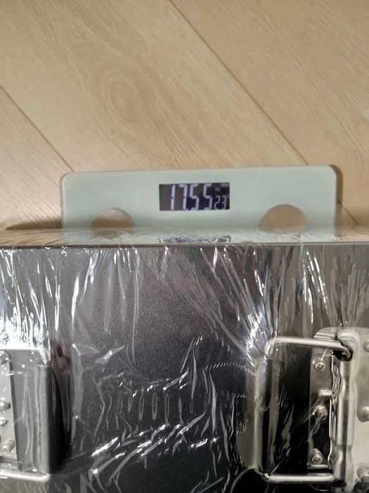 LiFePO4 акумулятор 12V 200Ah (2560Wh) у МЕТАЛЕВОМУ корпусі+запобіжник