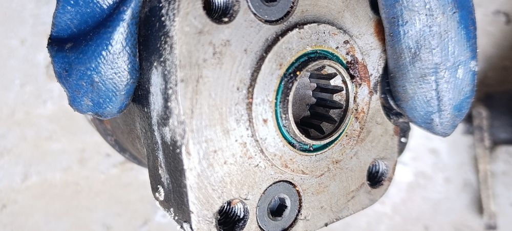 Продам насос дозатор