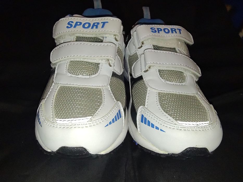 Кроссовки детские размер 31