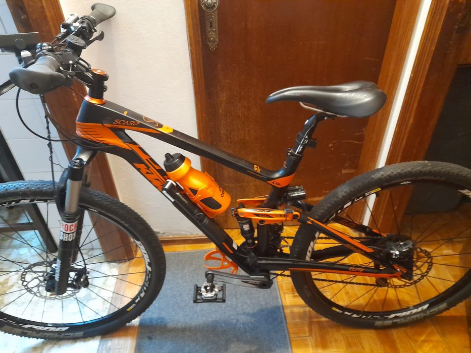 Bicicleta Carbono KTM Scarp Elite