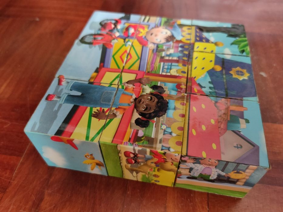 Cubos Puzzle 3D – Vários Rompecabeças num Só Brinquedo