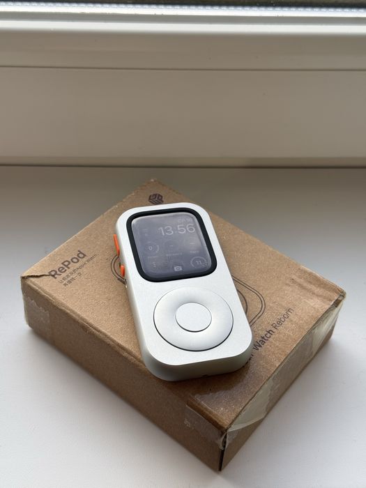 Чохол RePod C1 для Apple Watch 45мм - перетворює годинник на iPod