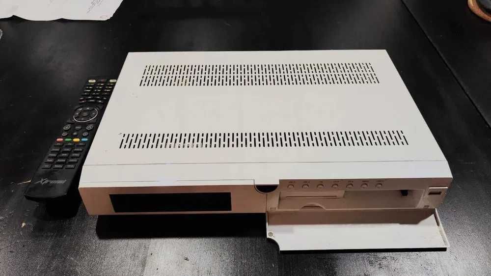 Xtrend ET 10000 Enigma2 2X DVB-S2 + DVB-T2