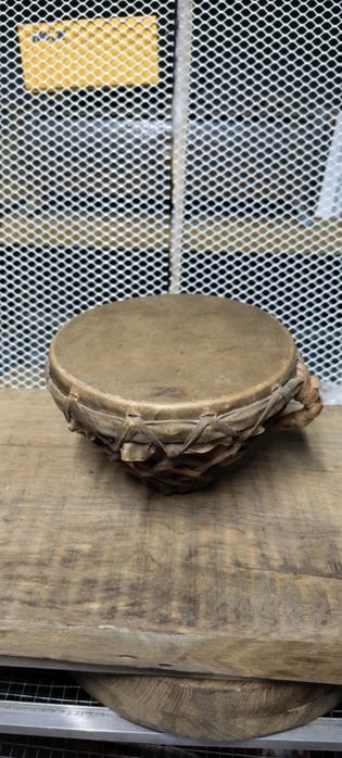 DJEMBE, afrykański bęben kielichowy