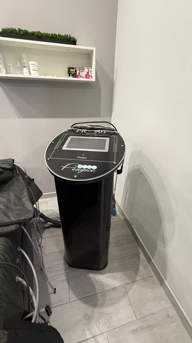 Апарат пресотерапіі і міостимуляціі