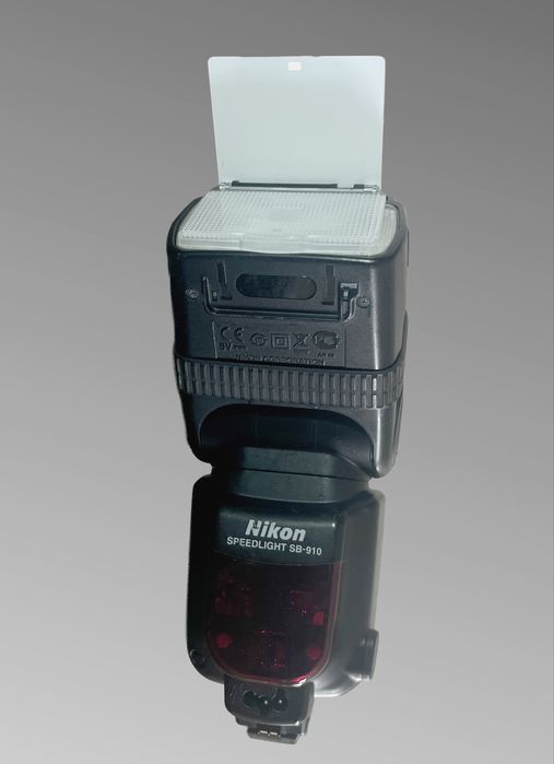 Câmera fotográfica Nikon D750 c/3 objetivas