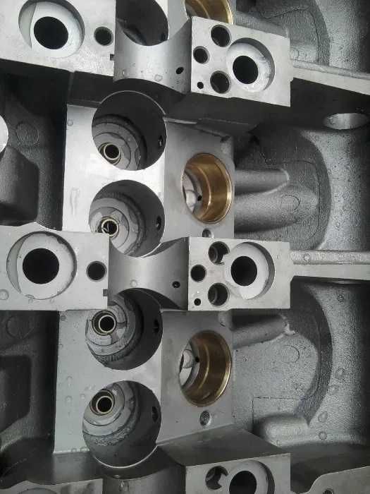 GŁOWICA 038.103373R 1.9 TDI 2.0tdi NOWE TULEJKI 2 LATA. gwar