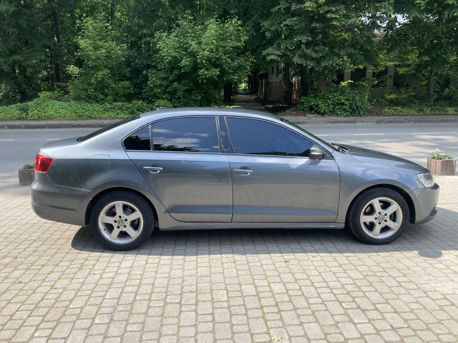 Фольсваген джета 6