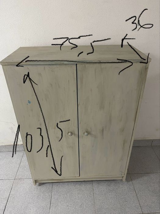 Armário de arrumação
